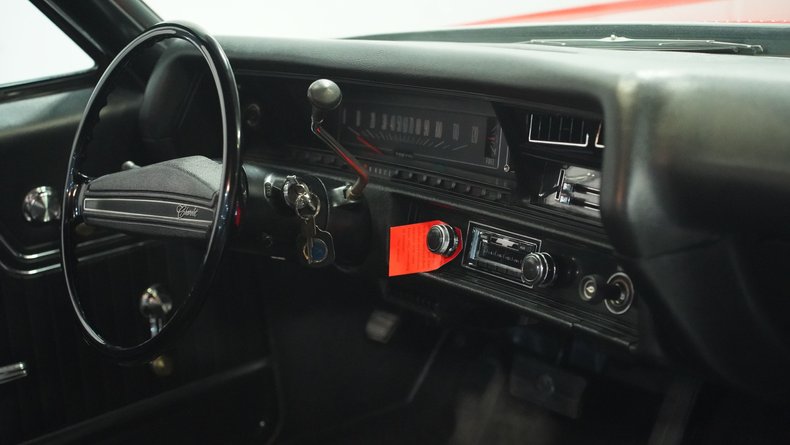 Unknown-El-camino-1972-Red-Black-9