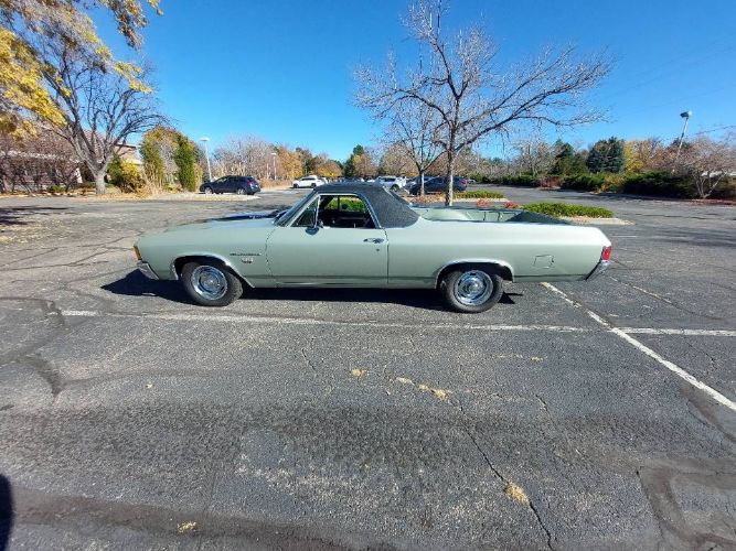Unknown-El-camino-1972-Silver-4