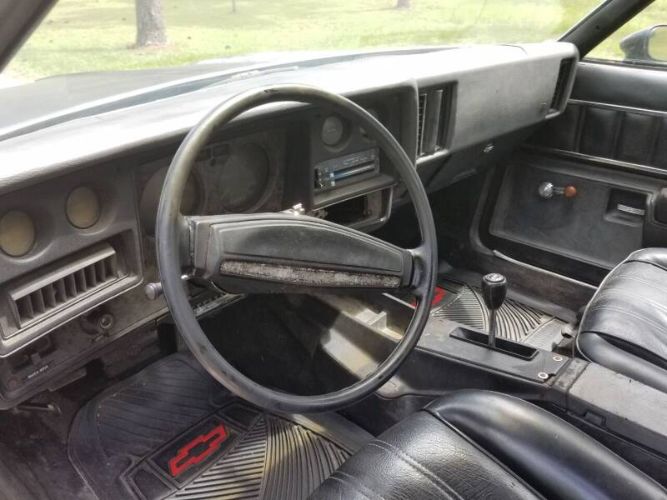 Unknown-El-camino-1975-Black-Black-13