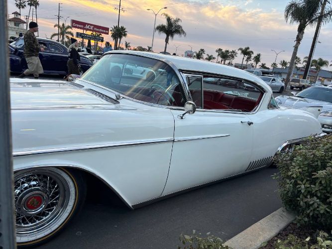 Unknown-Eldorado-1958-White-2