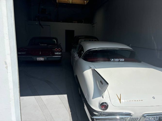 Unknown-Eldorado-1958-White-3