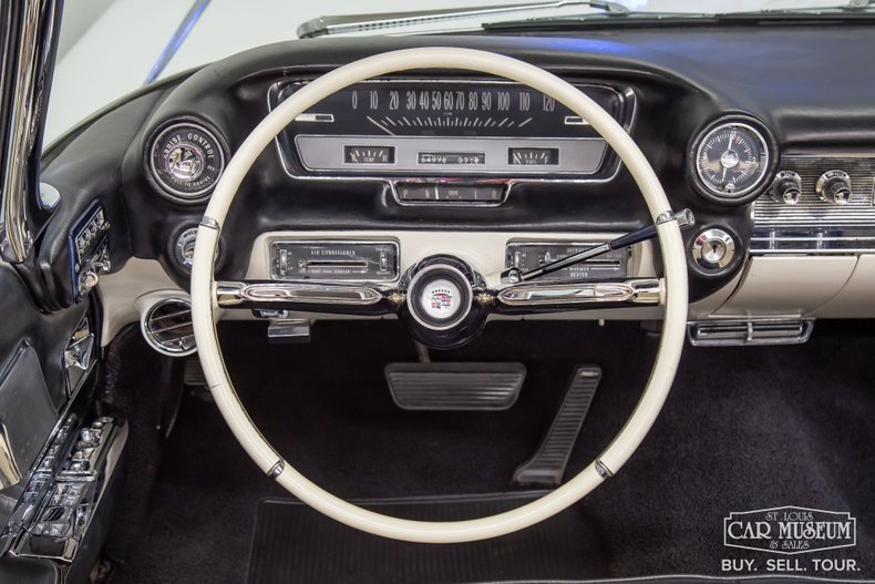 Unknown-Eldorado-1960-Olympic-White-Black-ampamp-White-41