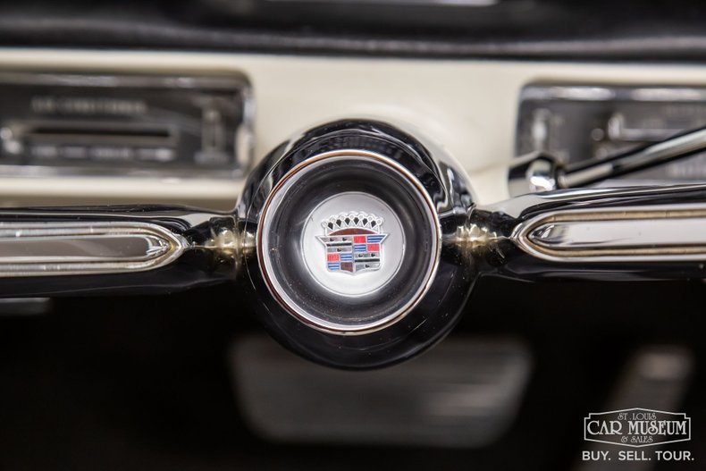 Unknown-Eldorado-1960-Olympic-White-Black-ampamp-White-42