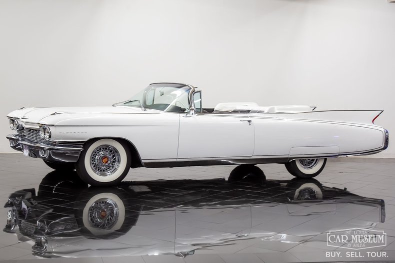 Unknown-Eldorado-1960-Olympic-White-Black-ampamp-White