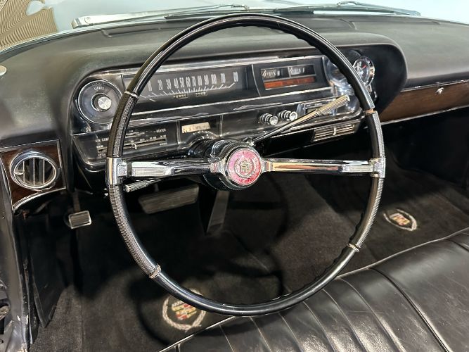 Unknown-Eldorado-1973-Black-Black-17
