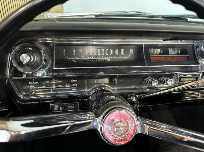 Unknown-Eldorado-1973-Black-Black-20
