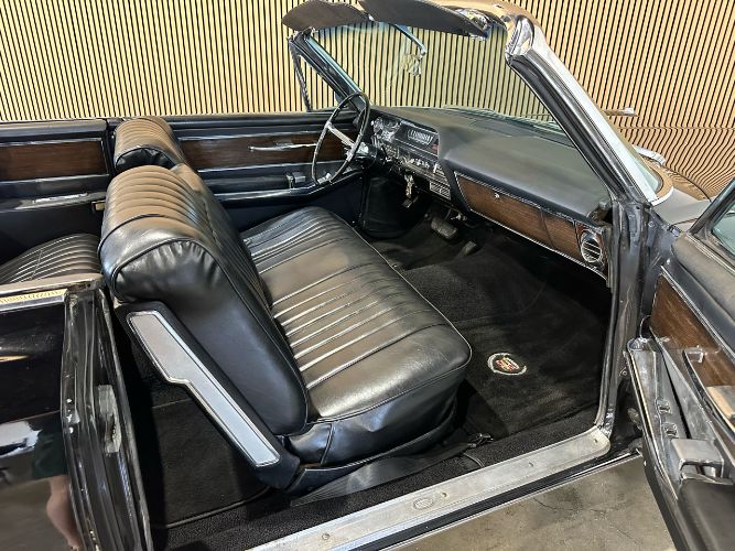 Unknown-Eldorado-1973-Black-Black-21