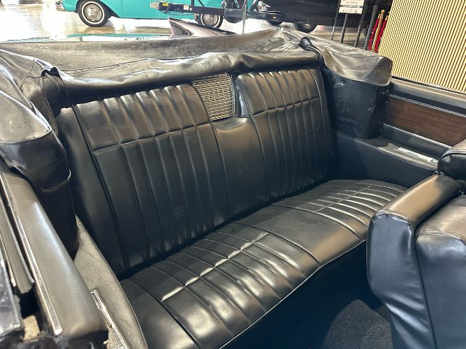 Unknown-Eldorado-1973-Black-Black-23