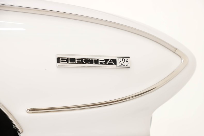 Unknown-Electra-1961-Arctic-White-Red-Leather-13