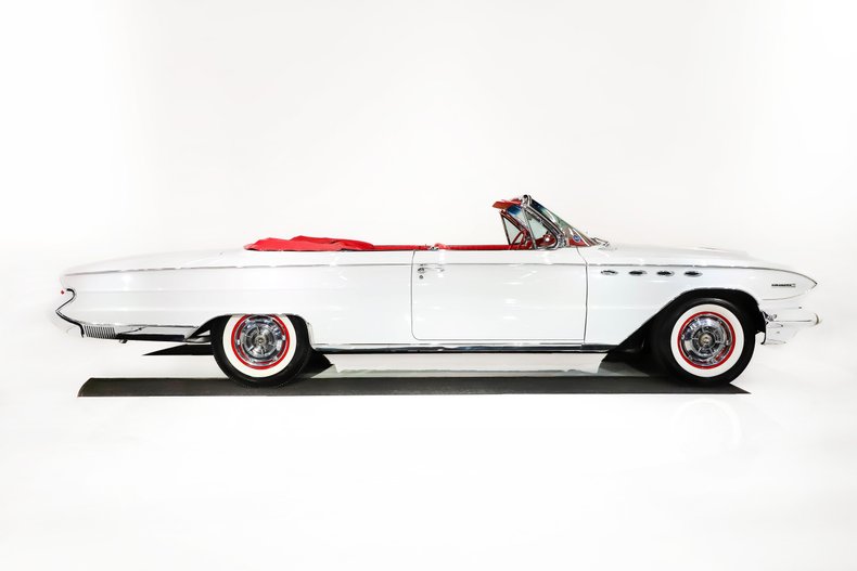Unknown-Electra-1961-Arctic-White-Red-Leather-17