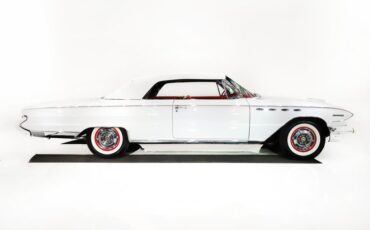 Unknown-Electra-1961-Arctic-White-Red-Leather-34