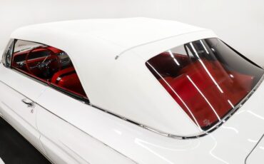 Unknown-Electra-1961-Arctic-White-Red-Leather-36