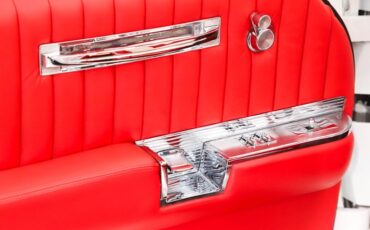 Unknown-Electra-1961-Arctic-White-Red-Leather-45