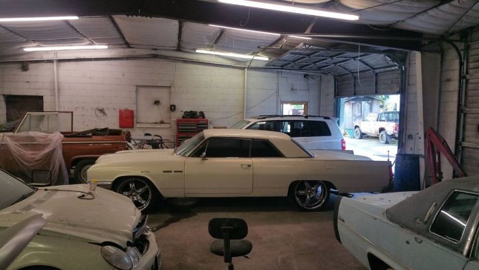 Unknown-Electra-225-1964-White-1