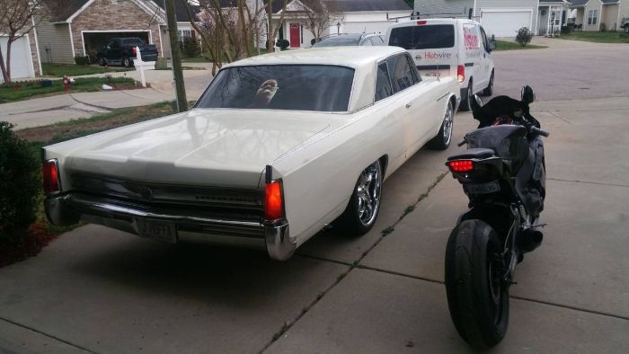 Unknown-Electra-225-1964-White-2