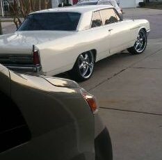 Unknown-Electra-225-1964-White-5
