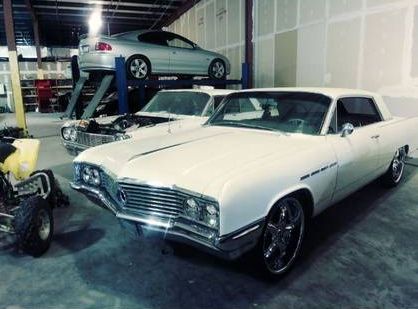 Unknown-Electra-225-1964-White-6
