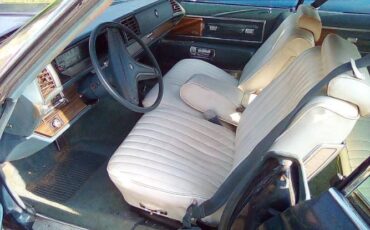 Unknown-Electra-225-1975-1