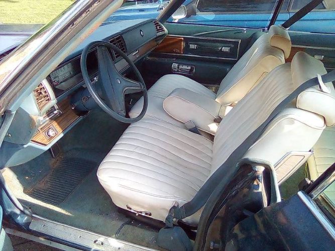 Unknown-Electra-225-1975-1