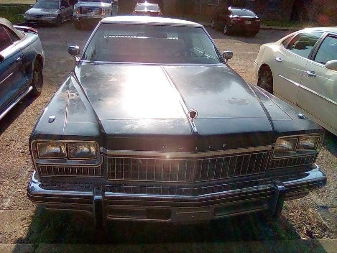 Unknown-Electra-225-1975-7