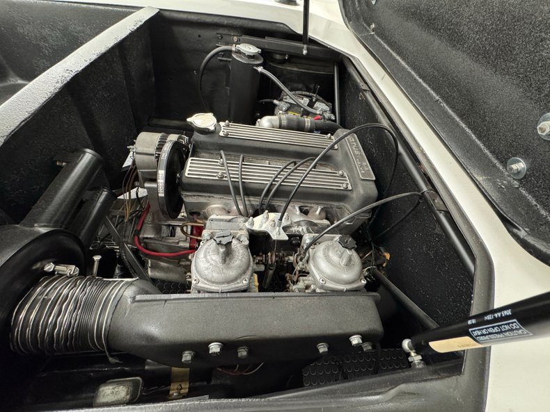 Unknown-Europa-1974-Cirrus-White-Black-30