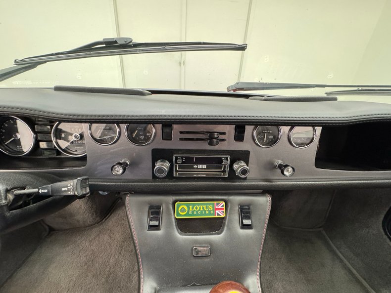 Unknown-Europa-1974-Cirrus-White-Black-45