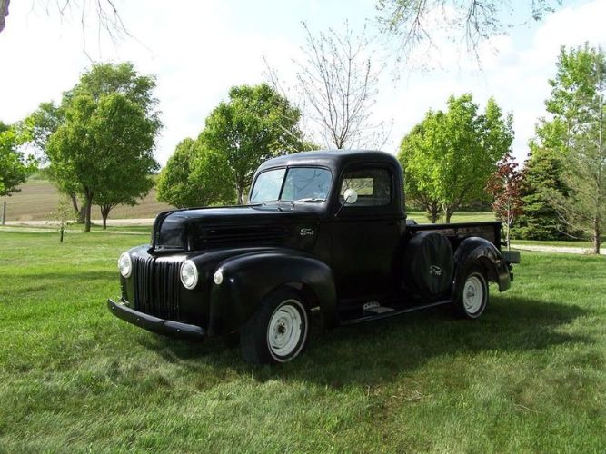 Unknown-F-100-1946-Black-Gray