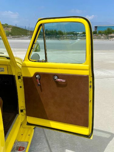 Unknown-F-100-1955-Yellow-20