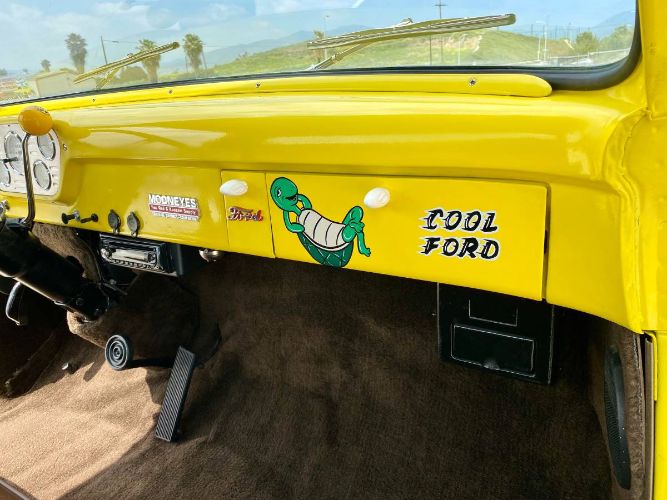 Unknown-F-100-1955-Yellow-23