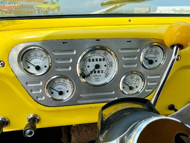 Unknown-F-100-1955-Yellow-24
