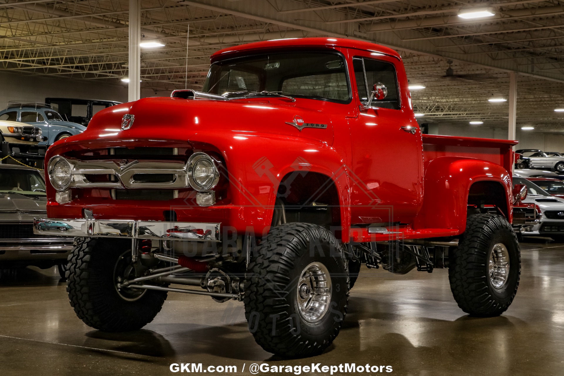 Unknown-F-100-1956-Red-Gray-16
