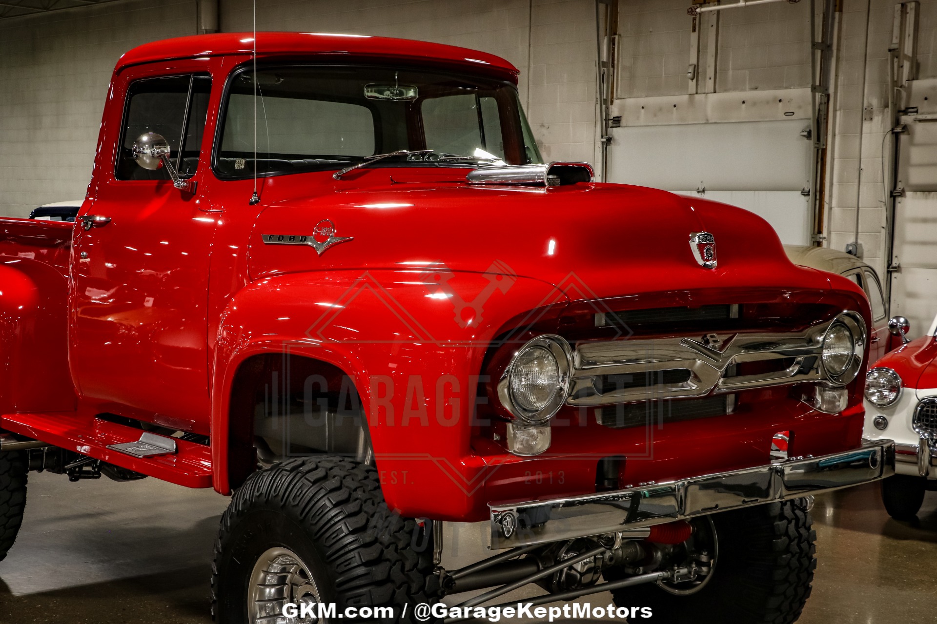 Unknown-F-100-1956-Red-Gray-27