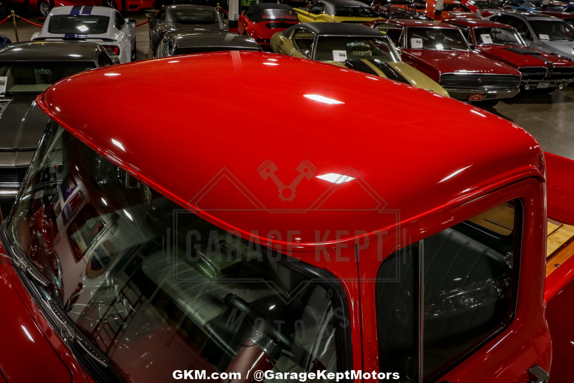 Unknown-F-100-1956-Red-Gray-37