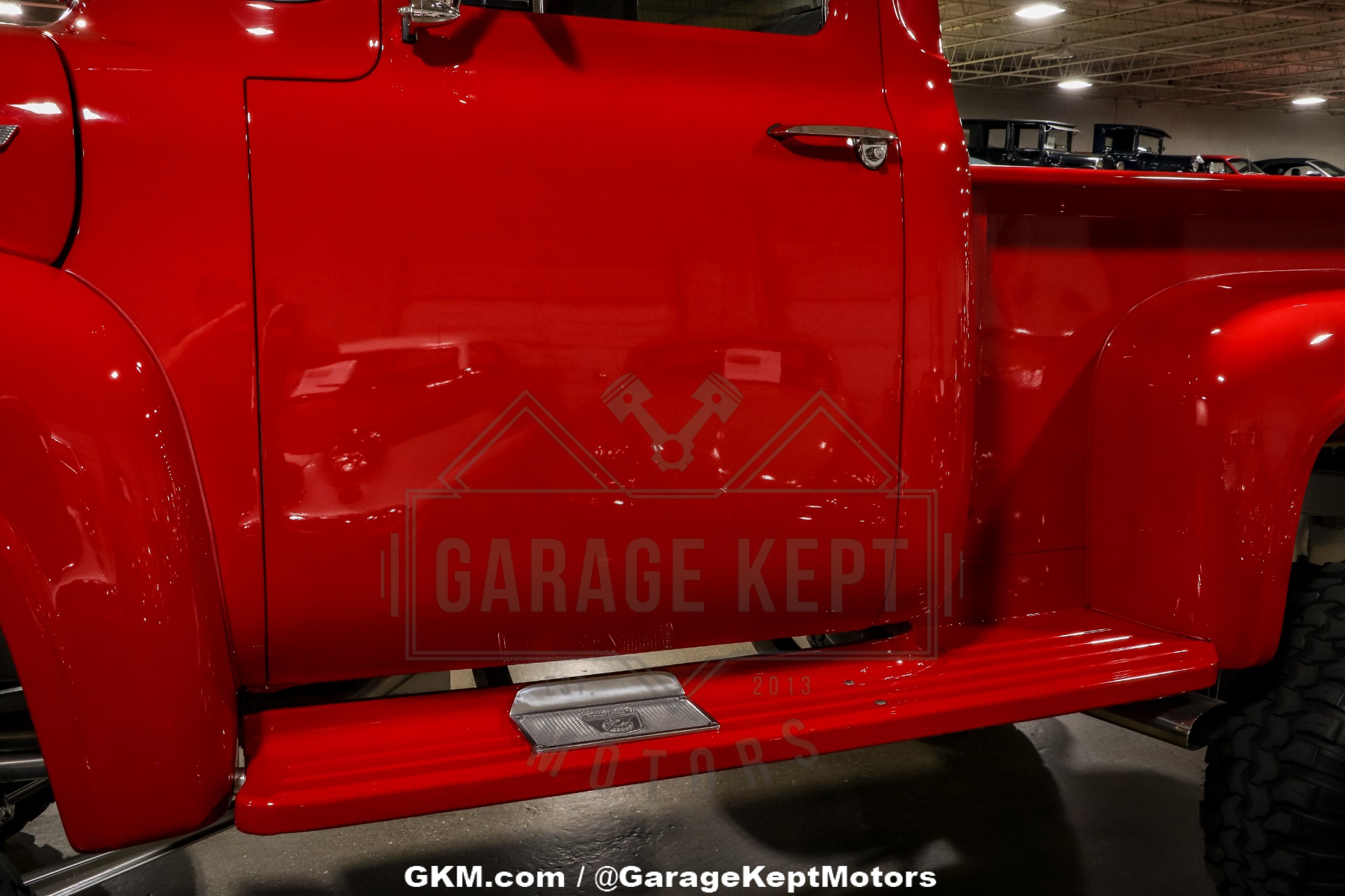 Unknown-F-100-1956-Red-Gray-47