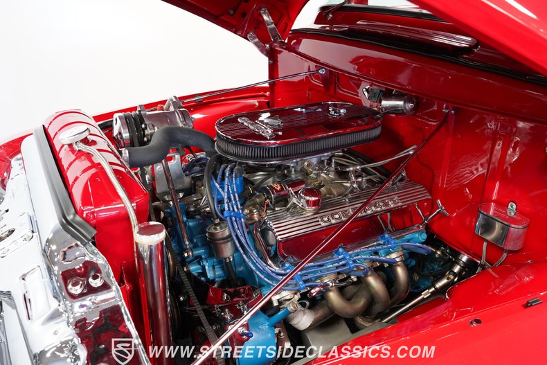 Unknown-F-100-1956-Red-Red-32
