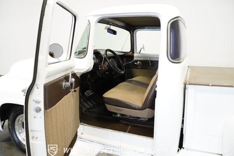 Unknown-F-100-1956-White-Brown-37