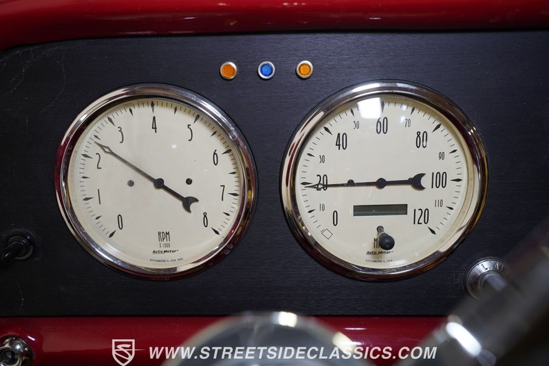 Unknown-F-100-1958-Red-Tan-22