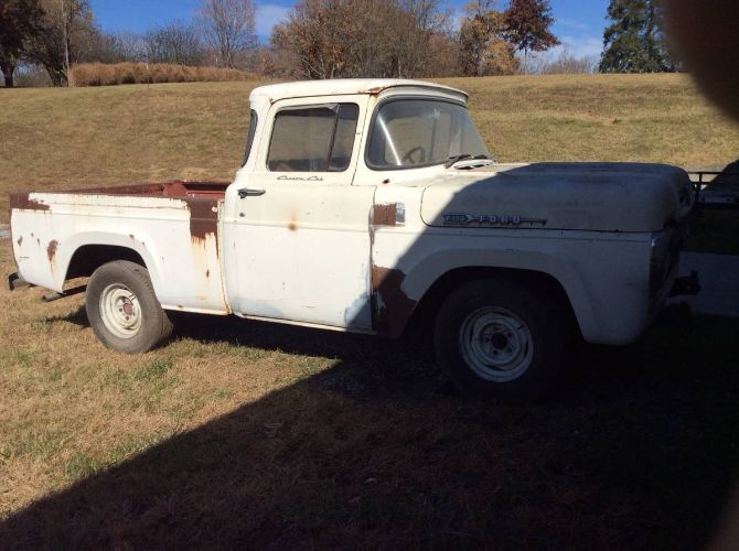 Unknown-F-100-1960-White-3