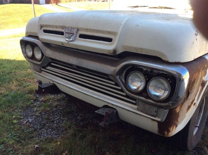 Unknown-F-100-1960-White-5