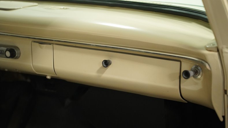 Unknown-F-100-1964-Cream-Tan-6