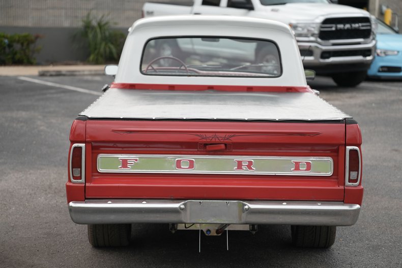 Unknown-F-100-1965-Red-Black-32