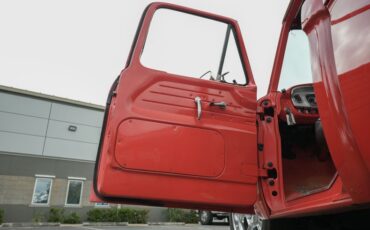 Unknown-F-100-1965-Red-Black-45