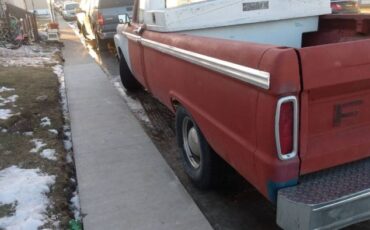 Unknown-F-100-1966-Red-6