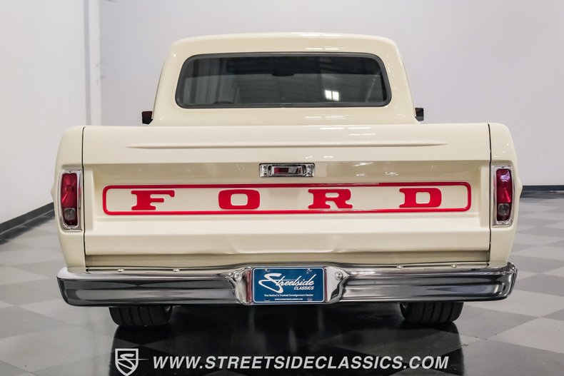 Unknown-F-100-1967-WImbledon-White-Red-11