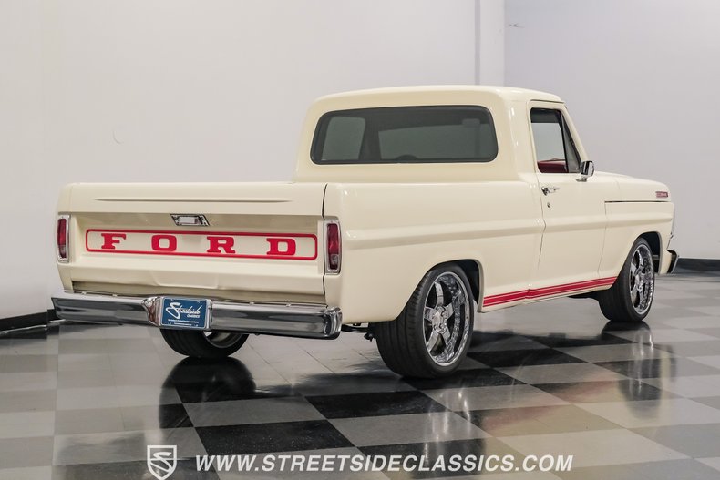 Unknown-F-100-1967-WImbledon-White-Red-12