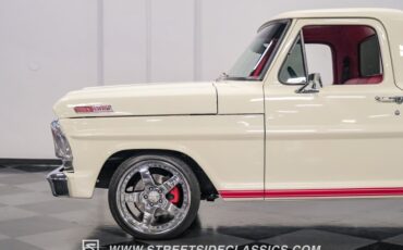 Unknown-F-100-1967-WImbledon-White-Red-22