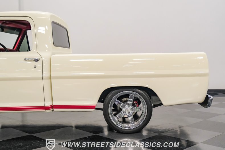 Unknown-F-100-1967-WImbledon-White-Red-23