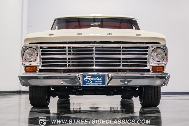 Unknown-F-100-1967-WImbledon-White-Red-28
