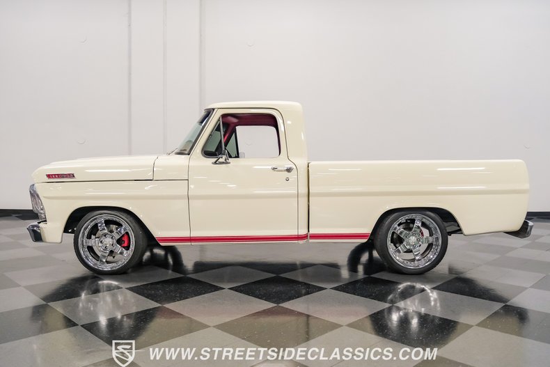 Unknown-F-100-1967-WImbledon-White-Red-29