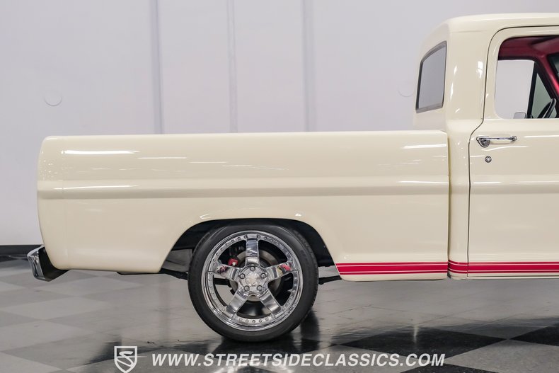 Unknown-F-100-1967-WImbledon-White-Red-3